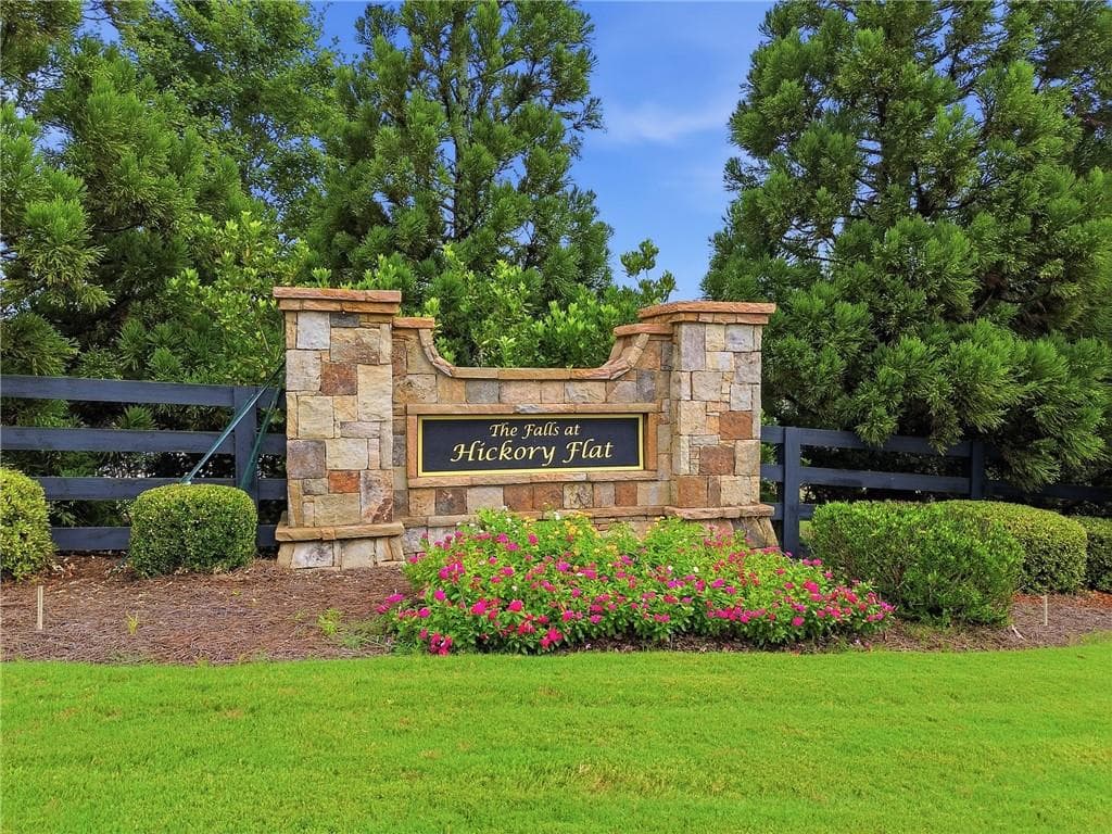 6 bedroom, 6 bathroom, 5,039 sq ft single family residence for sale at 106 Seabiscuit Way, Canton, GA 30115 — photo 3