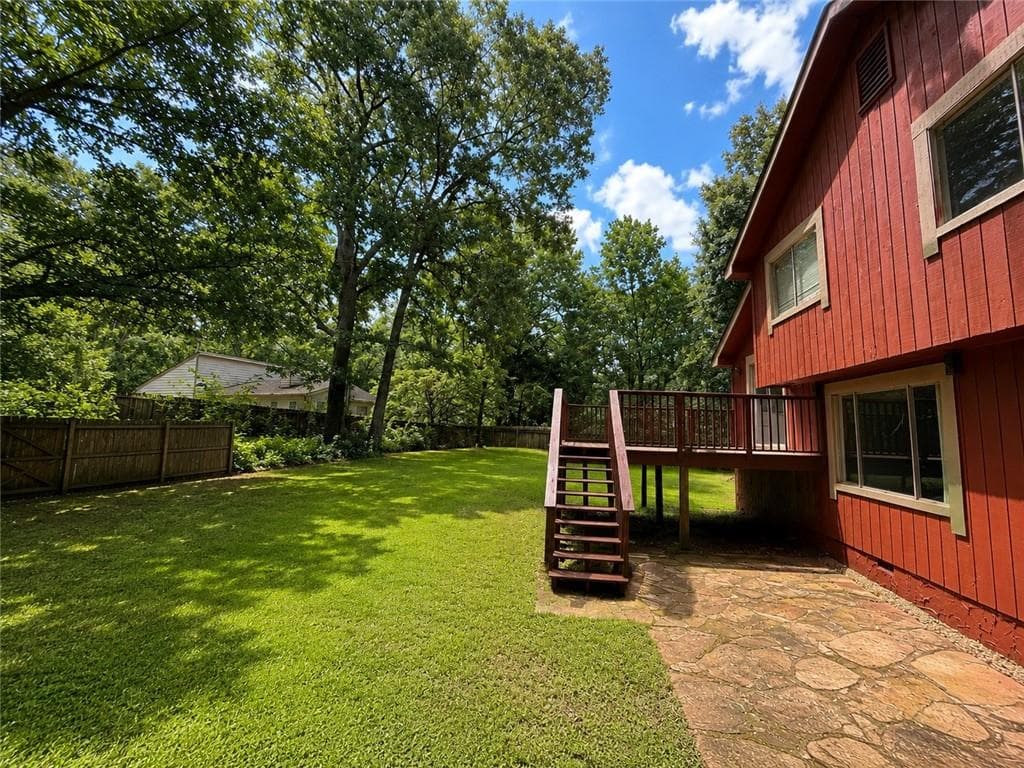 4 bedroom, 3 bathroom, 1,862 sq ft single family residence for sale at 2704 Valley Hill Drive, Acworth, GA 30102 — photo 4