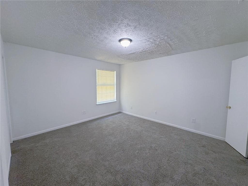 3 bedroom, 2 bathroom, 1,065 sq ft single family residence for sale at 2509 Corner Stone Trail, Decatur, GA 30034 — photo 9