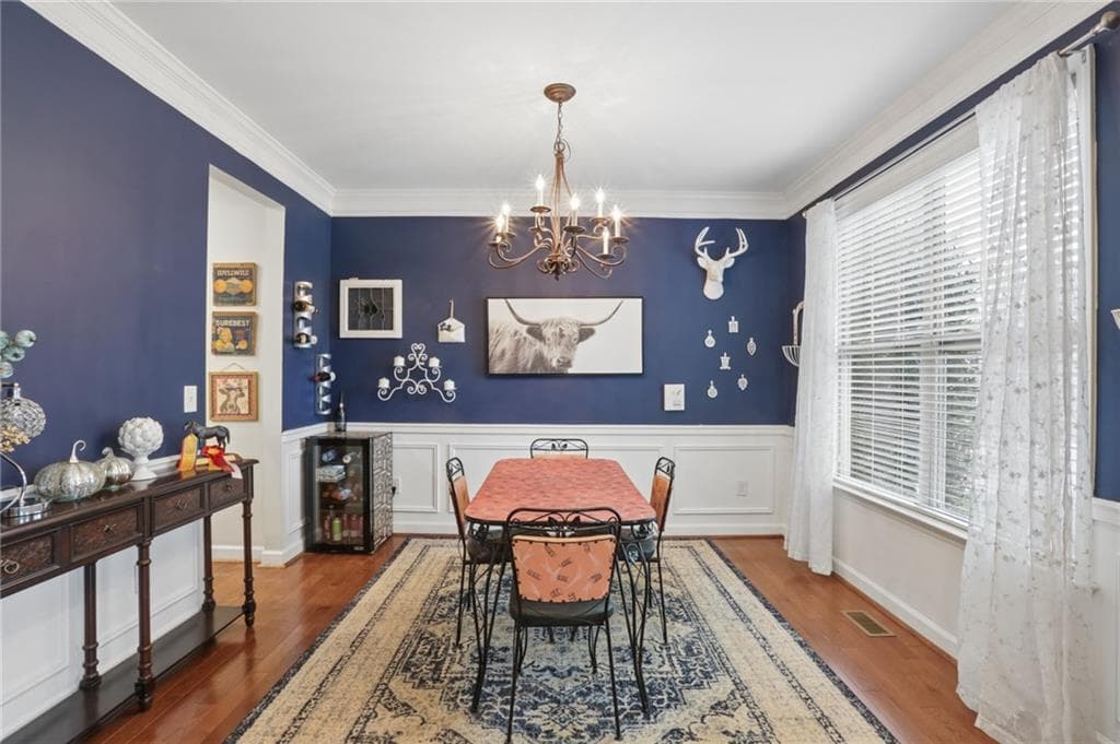 5 bedroom, 4 bathroom, 3,830 sq ft single family residence for sale at 5110 Chase Lane, Cumming, GA 30040 — photo 4