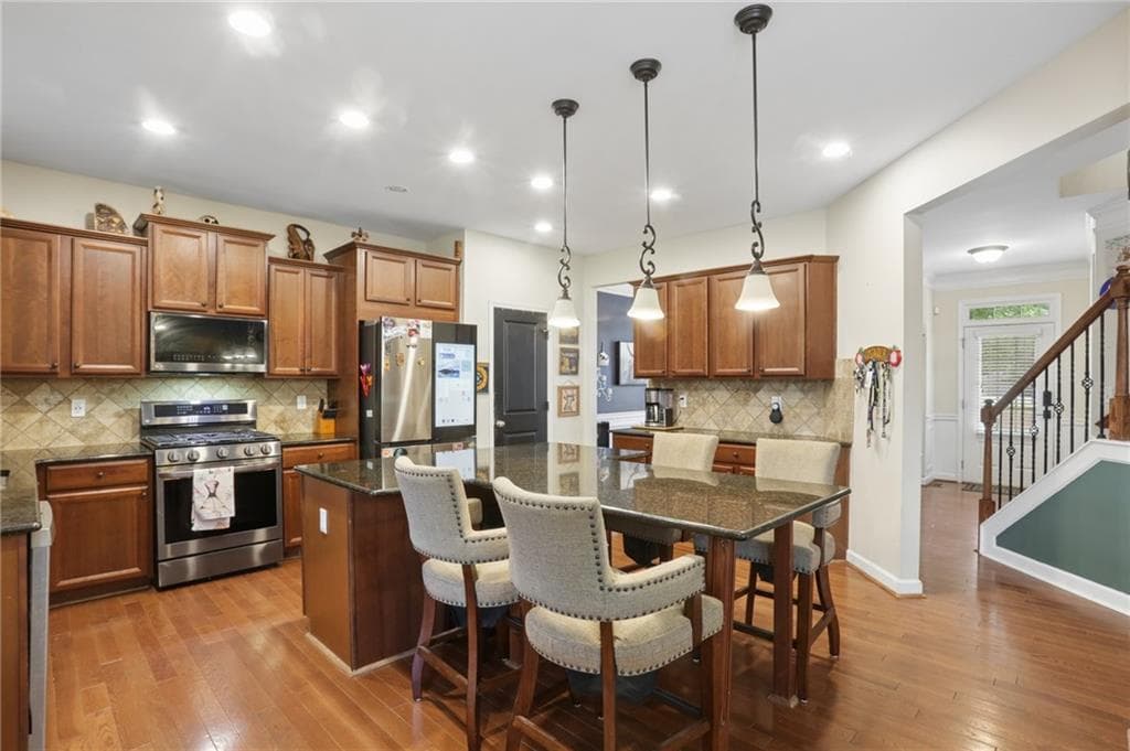 5 bedroom, 4 bathroom, 3,830 sq ft single family residence for sale at 5110 Chase Lane, Cumming, GA 30040 — photo 9