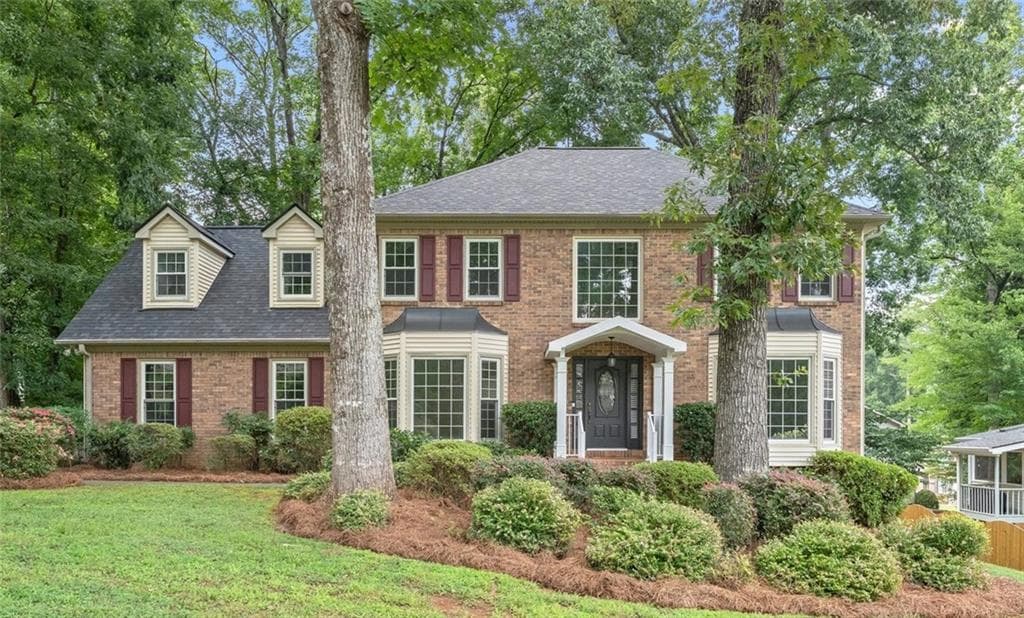 4 bedroom, 3 bathroom, 3,712 sq ft single family residence for sale at 2711 Arbor Summit, Marietta, GA 30066 — photo 2
