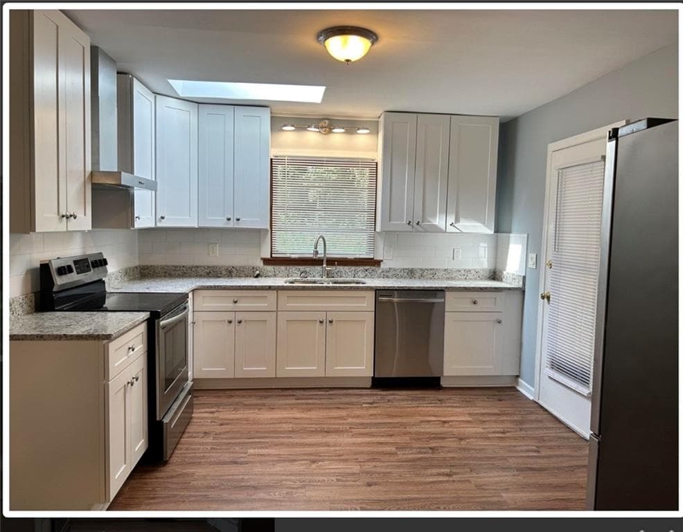 3 bedroom, 2 bathroom, 1,630 sq ft single family residence for rent at 2354 Greenglade Road, Atlanta, GA 30345 for $2,900 a month — photo 3