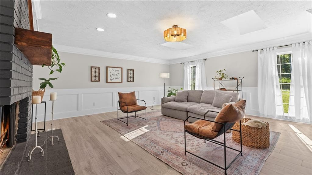 4 bedroom, 3 bathroom, 2,880 sq ft single family residence for sale at 2302 Smokehouse Path, Lawrenceville, GA 30044 — photo 10