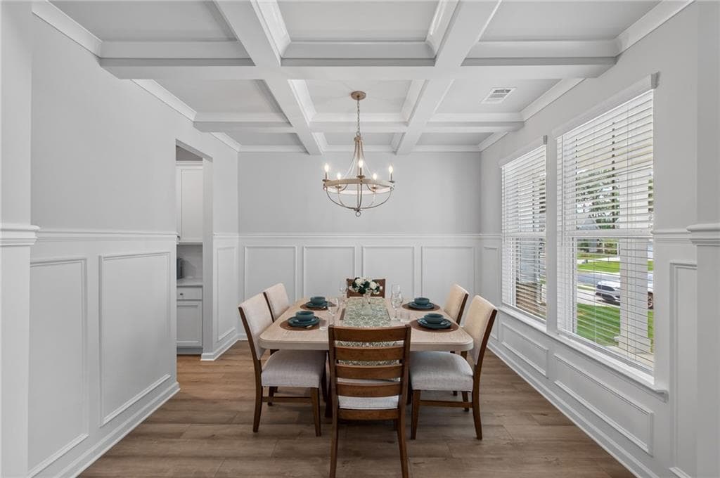 5 bedroom, 4 bathroom, 3,695 sq ft single family residence for sale at 3251 Thicket Lane, Atlanta, GA 30349 — photo 7