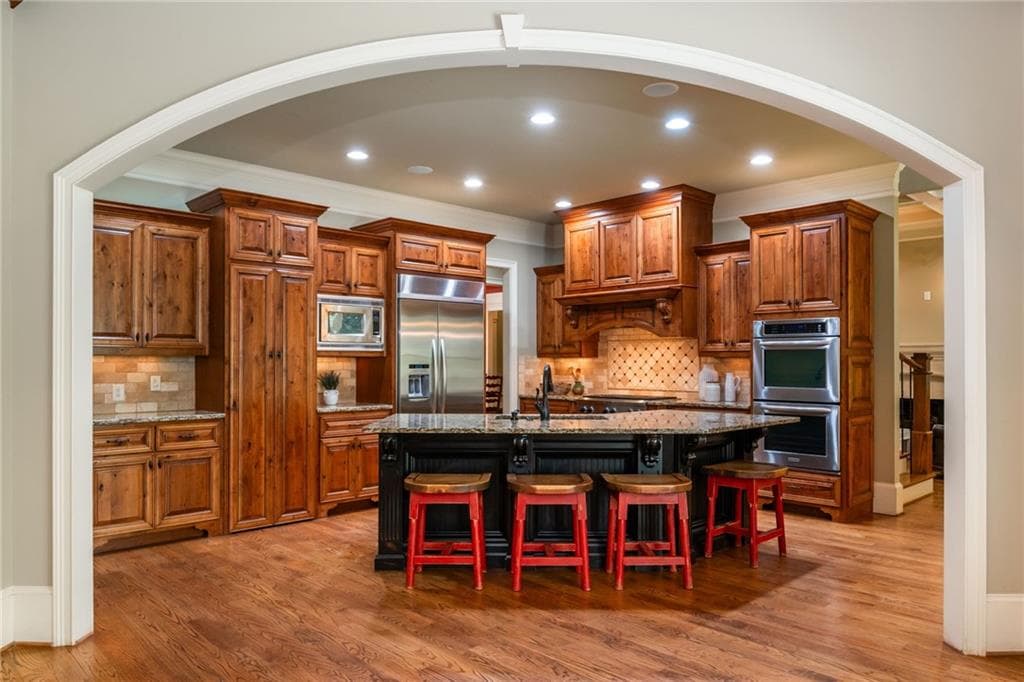 4 bedroom, 5 bathroom, 4,763 sq ft single family residence for sale at 15885 Thompson Road, Milton, GA 30004 — photo 7
