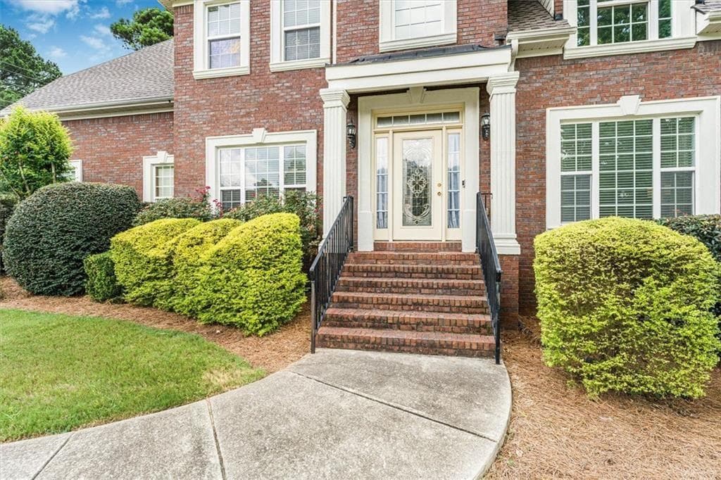 4 bedroom, 5 bathroom, 4,156 sq ft single family residence for sale at 101 Lumby Lane, Stockbridge, GA 30281 — photo 5