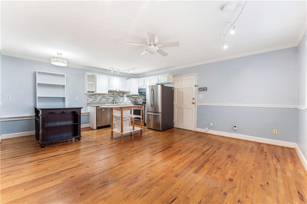 1 bedroom, 1 bathroom, 750 sq ft condominium for rent at 870 Glendale Terrace 7, Atlanta, GA 30308 for $1,650 a month — photo 1 of 29