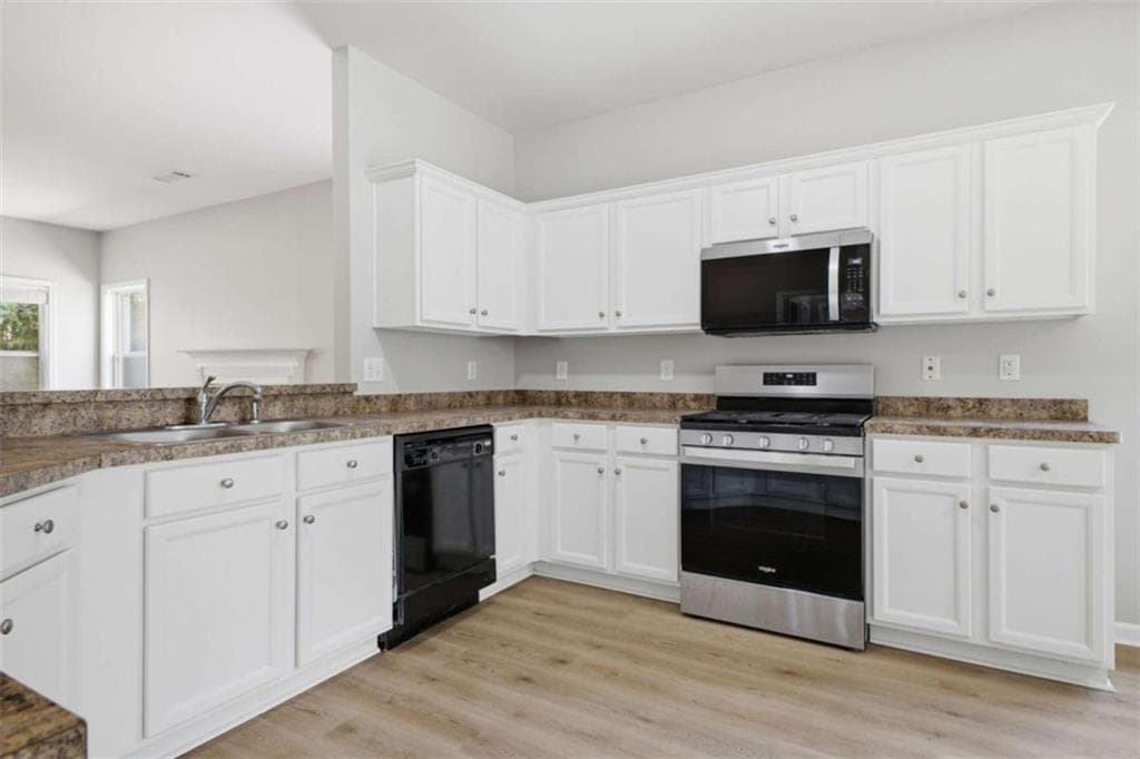 4 bedroom, 2 bathroom, 2,115 sq ft single family residence for sale at 752 Stable View Loop, Dallas, GA 30132 — photo 7