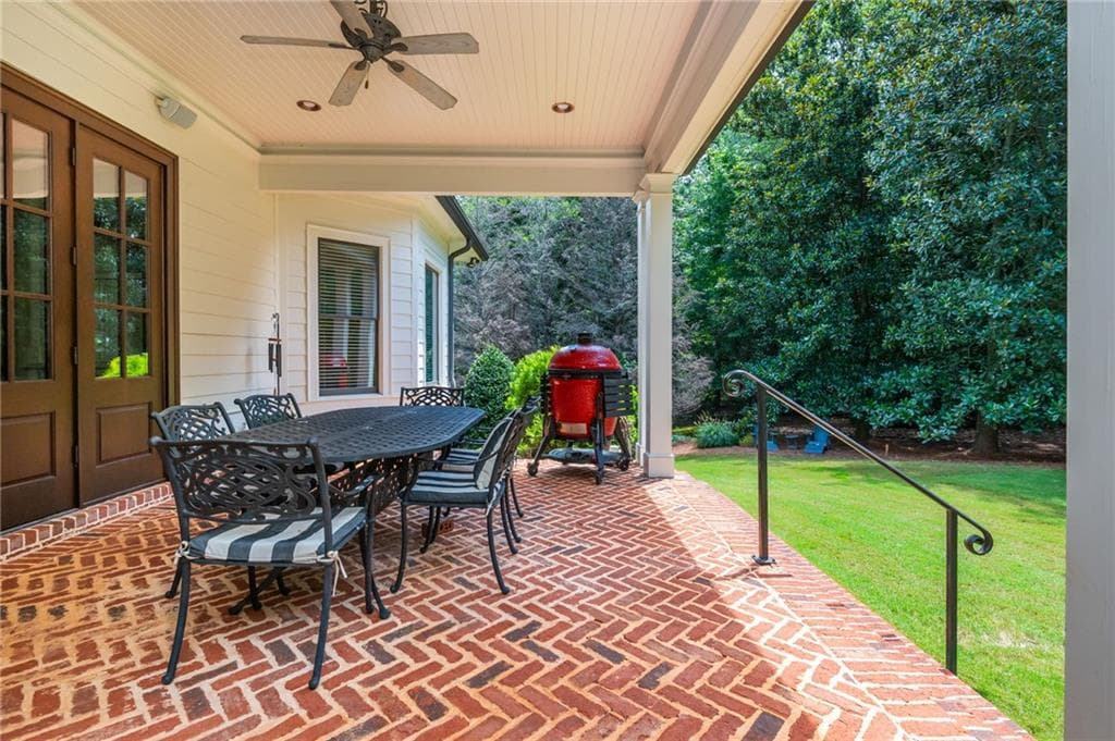 4 bedroom, 5 bathroom, 4,763 sq ft single family residence for sale at 15885 Thompson Road, Milton, GA 30004 — photo 4