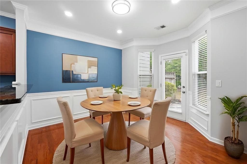 3 bedroom, 3 bathroom, 1,690 sq ft townhouse for sale at 209 Parc View Lane, Woodstock, GA 30188 — photo 6