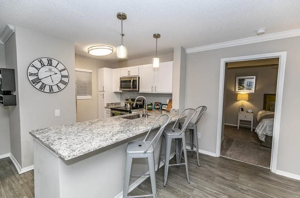 1 bedroom, 1 bathroom, 822 sq ft apartment for rent at 1401 W Paces Ferry Road 3204, Atlanta, GA 30327 for $1,450 a month — photo 2