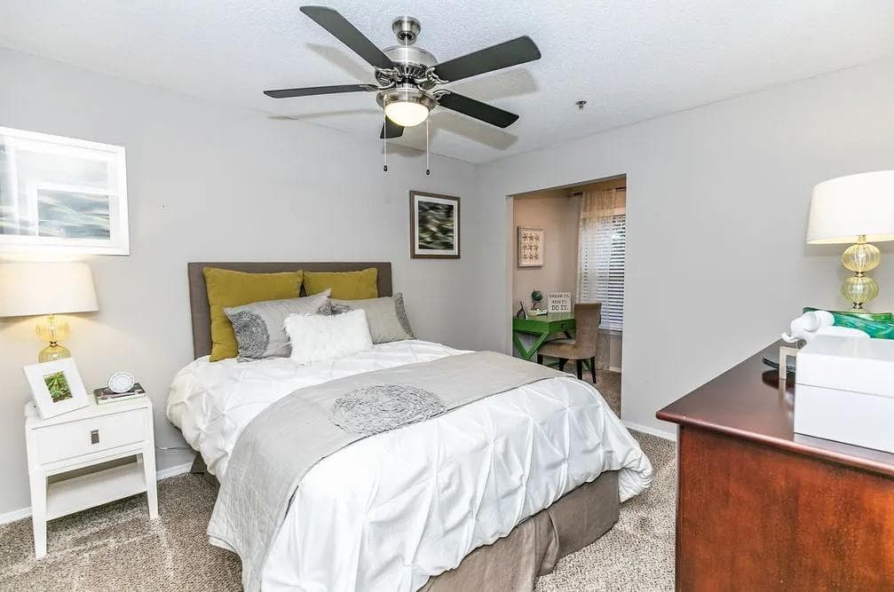 1 bedroom, 1 bathroom, 822 sq ft apartment for rent at 1401 W Paces Ferry Road 3204, Atlanta, GA 30327 for $1,450 a month — photo 9