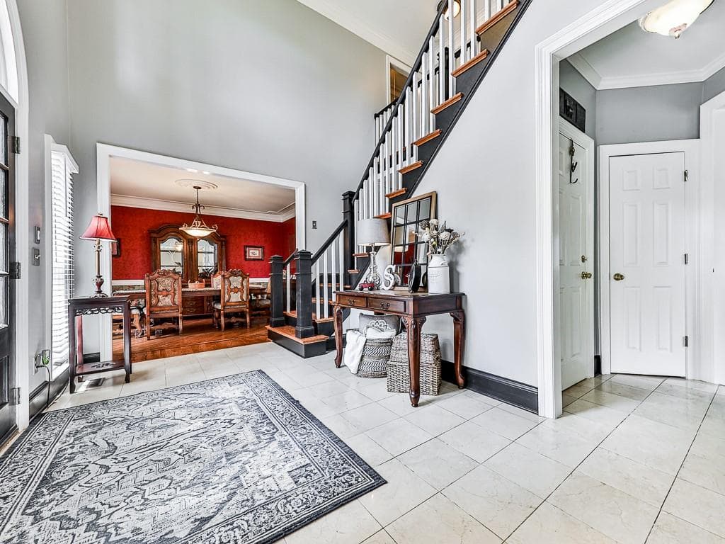 5 bedroom, 5 bathroom, 4,888 sq ft single family residence under contract at 303 Clubview Terrace, Woodstock, GA 30189 — photo 8