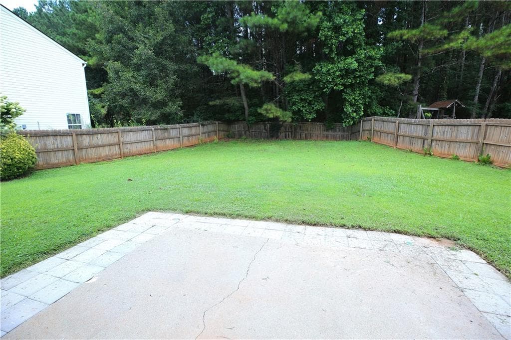 3 bedroom, 3 bathroom, 1,540 sq ft single family residence for rent at 514 Carrington Court, Canton, GA 30115 for $2,150 a month — photo 2