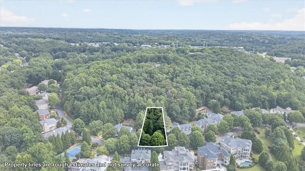 single family residence under contract at 3119 W Addison Drive, Alpharetta, GA 30022 — photo 4