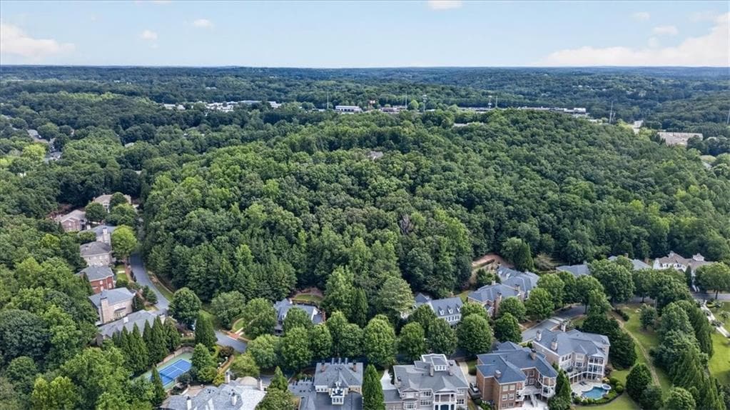 single family residence under contract at 3119 W Addison Drive, Alpharetta, GA 30022 — photo 5