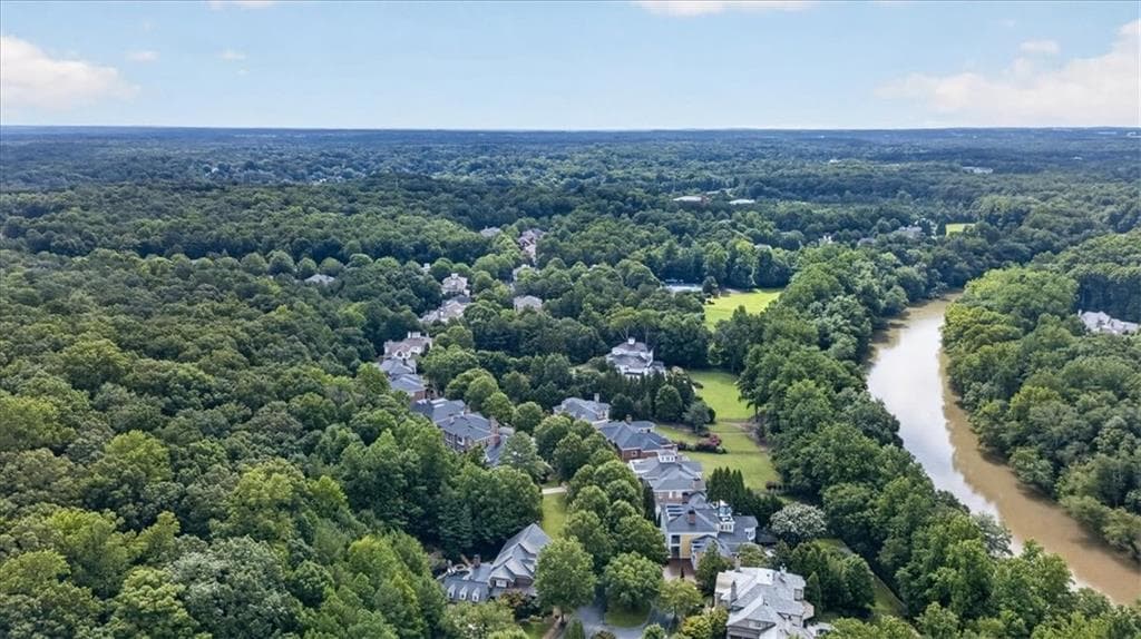 single family residence under contract at 3119 W Addison Drive, Alpharetta, GA 30022 — photo 7