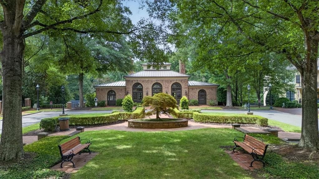 single family residence under contract at 3119 W Addison Drive, Alpharetta, GA 30022 — photo 10