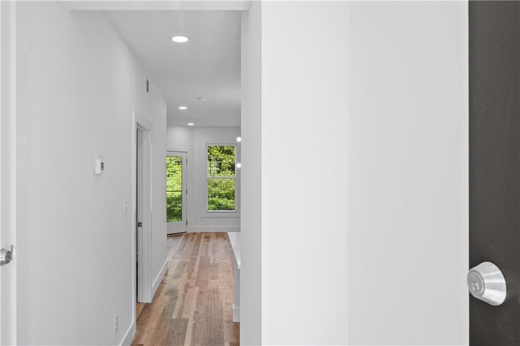 1 bedroom, 1 bathroom, 1,000 sq ft apartment for rent at 855 Piedmont Avenue 1A, Atlanta, GA 30308 for $1,795 a month — photo 2