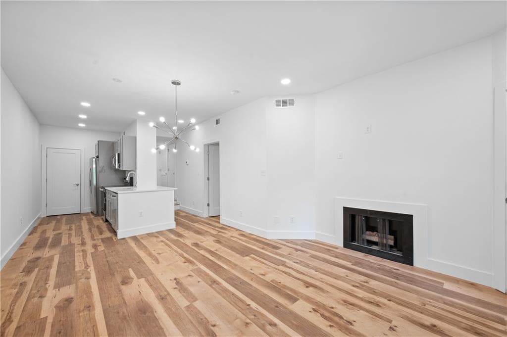 1 bedroom, 1 bathroom, 1,000 sq ft apartment for rent at 855 Piedmont Avenue 1A, Atlanta, GA 30308 for $1,795 a month — photo 6