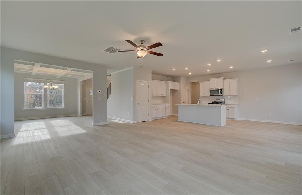 4 bedroom, 4 bathroom, 2,724 sq ft single family residence for sale at 35 Barge Lane, Covington, GA 30016 — photo 8