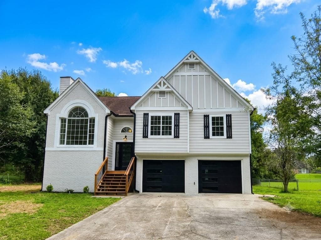 4 bedroom, 3 bathroom, 1,568 sq ft single family residence for sale at 5323 Moon Road, Powder Springs, GA 30127