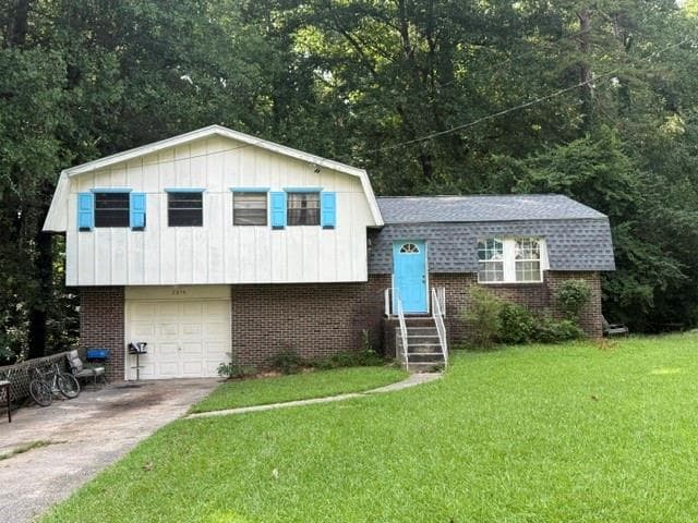3 bedroom, 2 bathroom, 1,628 sq ft single family residence for sale at 2374 Crestdale Circle, Atlanta, GA 30316