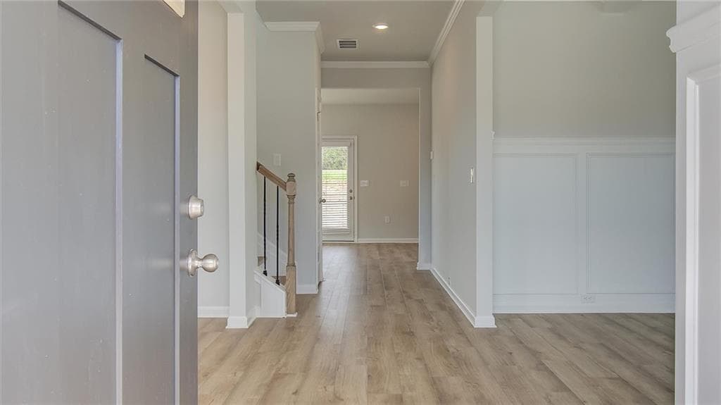 4 bedroom, 3 bathroom, 3,379 sq ft single family residence for sale at 716 Dunlake Way, Locust Grove, GA 30248 — photo 2