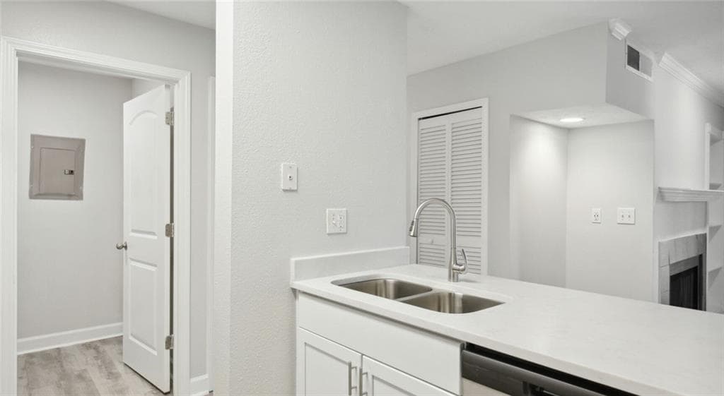 1 bedroom, 1 bathroom, 705 sq ft apartment for rent at 100 Pinhurst Drive 0632P, Atlanta, GA 30339 for $1,236 a month — photo 2