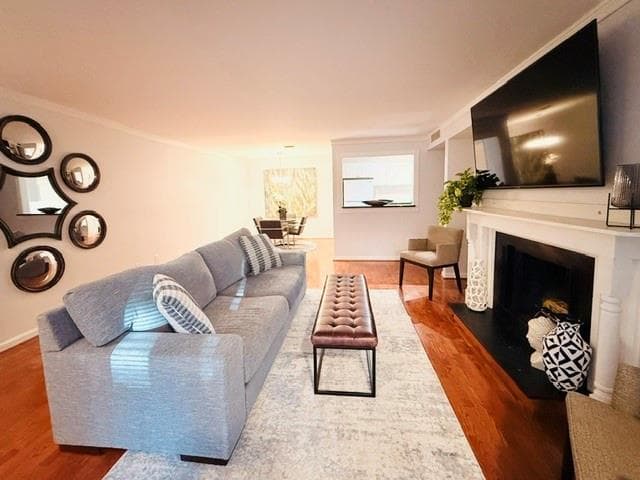 1 bedroom, 1 bathroom, 998 sq ft condominium for sale at 1103 Summit North Drive 1103, Atlanta, GA 30324 — photo 2