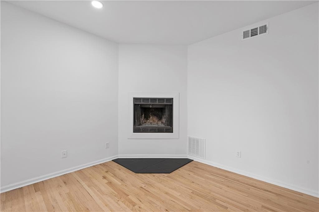 1 bedroom, 1 bathroom, 750 sq ft apartment for rent at 567 Winton Terrace D, Atlanta, GA 30308 for $1,795 a month — photo 5
