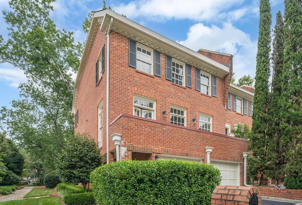 4 bedroom, 3 bathroom, 2,100 sq ft home for sale at 420 Jefferson Circle, Sandy Springs, GA
