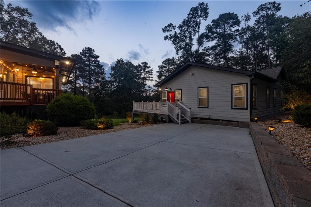 5 bedroom, 3 bathroom, 3,298 sq ft single family residence for sale at 2390 Stone Drive SW, Lilburn, GA 30047 — photo 4