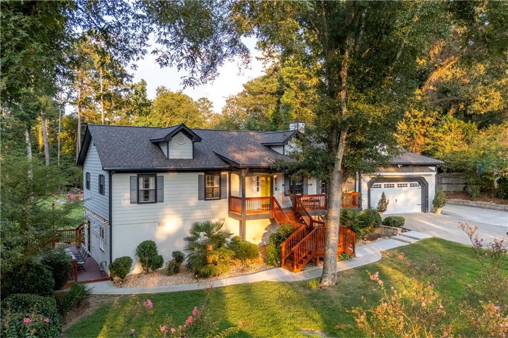 5 bedroom, 3 bathroom, 3,298 sq ft single family residence for sale at 2390 Stone Drive SW, Lilburn, GA 30047 — photo 8