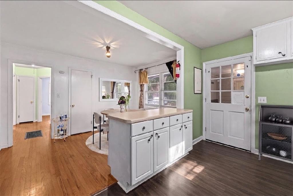 2 bedroom, 1 bathroom, 999 sq ft single family residence for sale at 1747 Crestridge Drive, Marietta, GA 30067 — photo 9