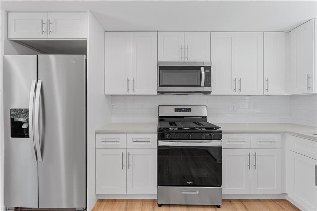 2 bedroom, 3 bathroom, 1,200 sq ft apartment for rent at 237 Howard Street 6, Atlanta, GA 30317 for $2,100 a month — photo 8