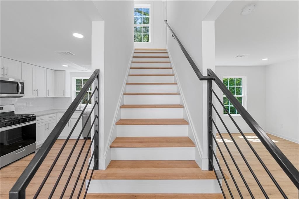 2 bedroom, 3 bathroom, 1,200 sq ft apartment for rent at 237 Howard Street 6, Atlanta, GA 30317 for $2,100 a month — photo 10