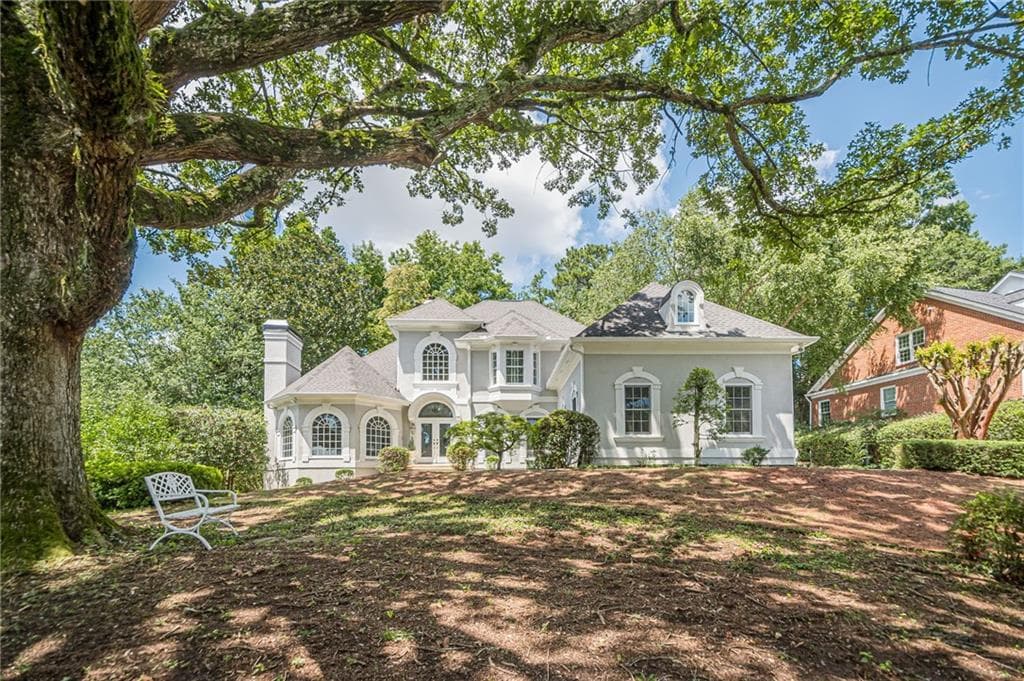 5 bedroom, 5 bathroom, 5,000 sq ft single family residence for rent at 7705 Little Aston Way, Duluth, GA 30097 for $6,000 a month — photo 3