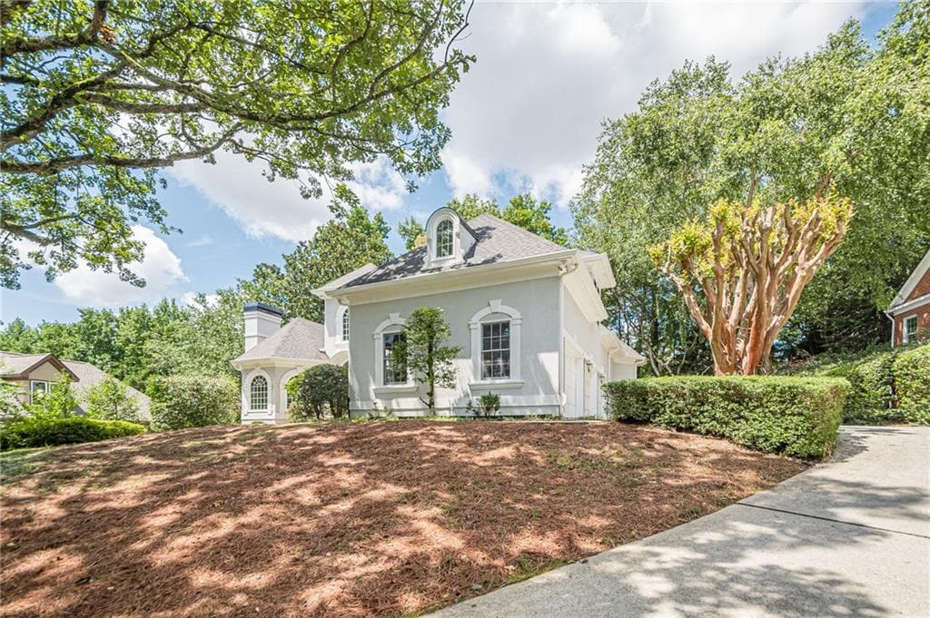 5 bedroom, 5 bathroom, 5,000 sq ft single family residence for rent at 7705 Little Aston Way, Duluth, GA 30097 for $6,000 a month — photo 5