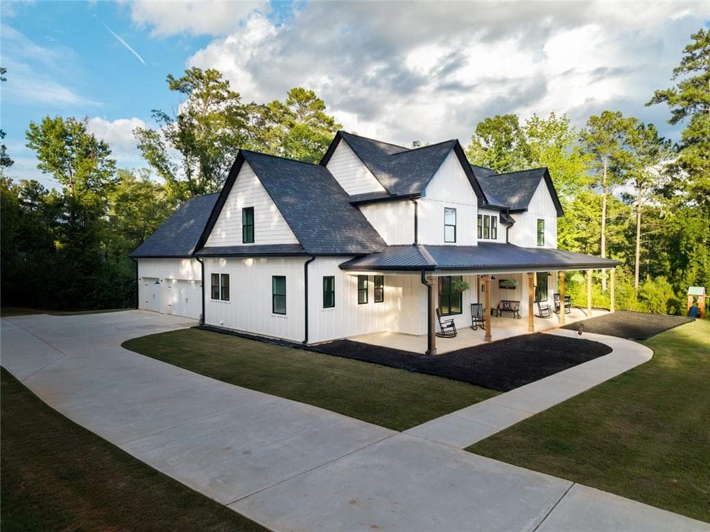 7 bedroom, 4 bathroom, 3,892 sq ft single family residence for sale at 61 Peninsula Drive, Monticello, GA 31064 — photo 9