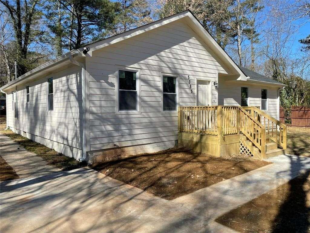 4 bedroom, 3 bathroom, 1,664 sq ft single family residence for sale at 5385 BOOKER T Drive, Morrow, GA 30260 — photo 2
