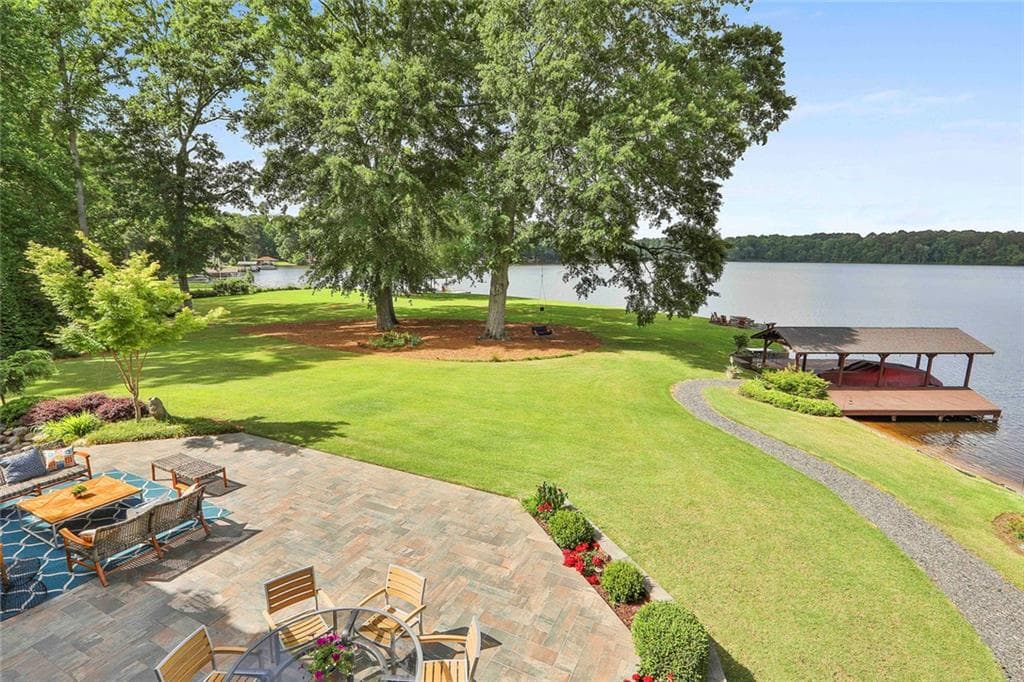 4 bedroom, 5 bathroom, 5,100 sq ft single family residence for rent at 111 Loblolly Circle, Peachtree City, GA 30269 for $13,000 a month — photo 6