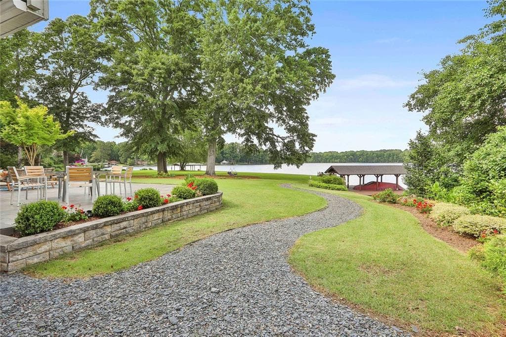 4 bedroom, 5 bathroom, 5,100 sq ft single family residence for rent at 111 Loblolly Circle, Peachtree City, GA 30269 for $13,000 a month — photo 9