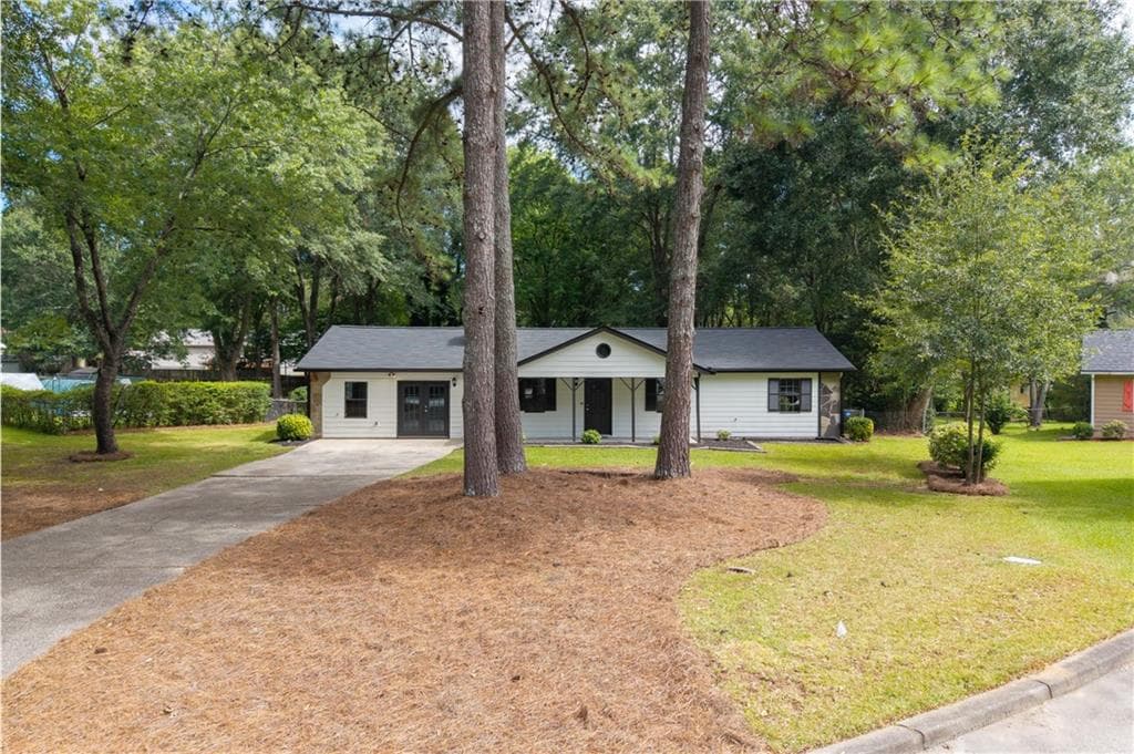 4 bedroom, 2 bathroom, 1,535 sq ft single family residence under contract at 1526 Haynes Court, Grayson, GA 30017 — photo 2
