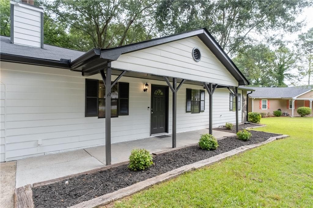 4 bedroom, 2 bathroom, 1,535 sq ft single family residence under contract at 1526 Haynes Court, Grayson, GA 30017 — photo 7