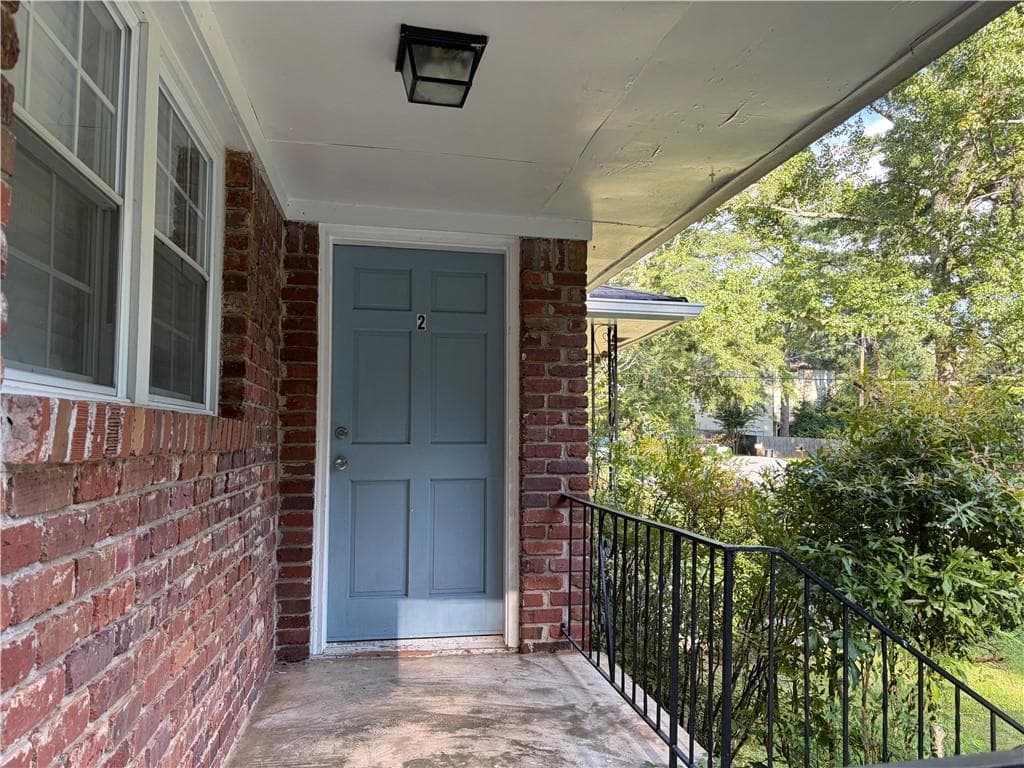 2 bedroom, 1 bathroom, 800 sq ft duplex for rent at 213 Buchanan Terrace 2, Decatur, GA 30030 for $1,700 a month — photo 3