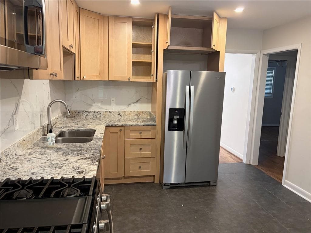 2 bedroom, 1 bathroom, 800 sq ft duplex for rent at 213 Buchanan Terrace 2, Decatur, GA 30030 for $1,700 a month — photo 8