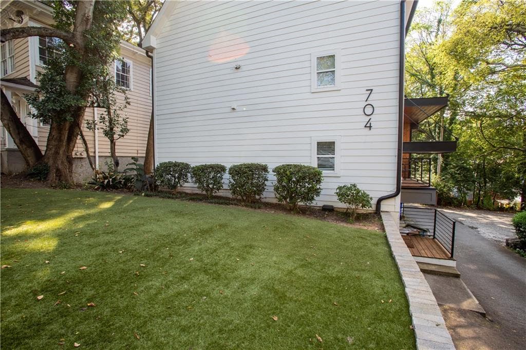3 bedroom, 4 bathroom, 2,000 sq ft townhouse for rent at 704 Durant Place D, Atlanta, GA 30308 for $3,600 a month — photo 3