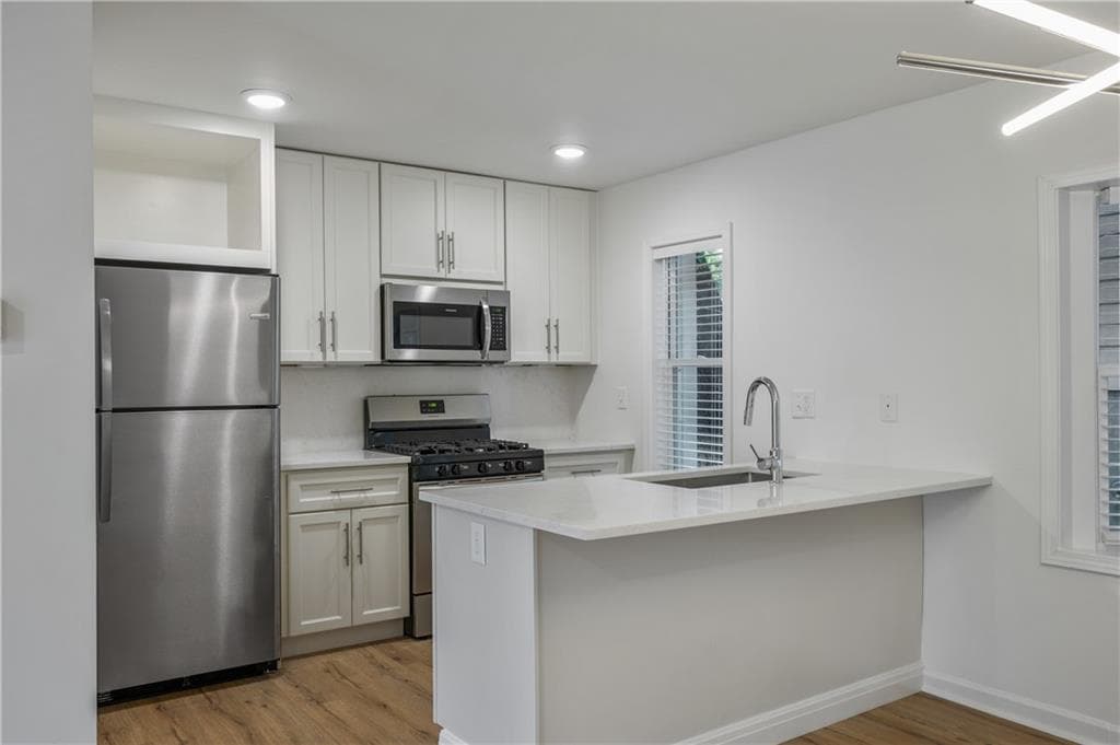 3 bedroom, 4 bathroom, 2,000 sq ft townhouse for rent at 704 Durant Place D, Atlanta, GA 30308 for $3,600 a month — photo 10